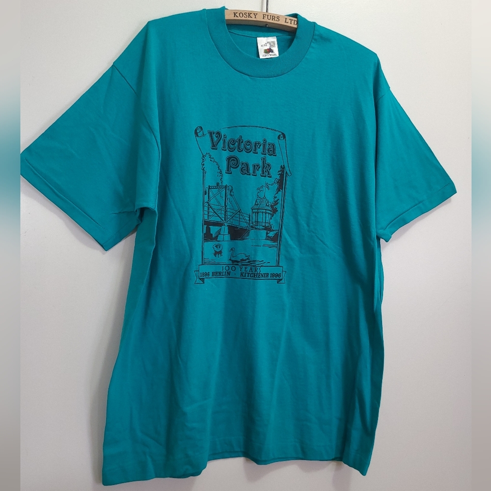 Vintage - Fruit of the Loom - 90s Single Stitch - Size XL